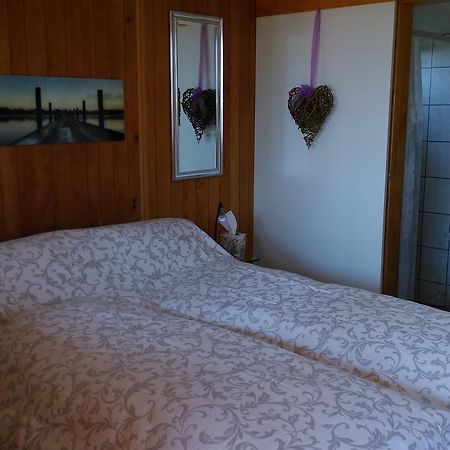 S'Husli Bed & Breakfast Embrach Exterior foto