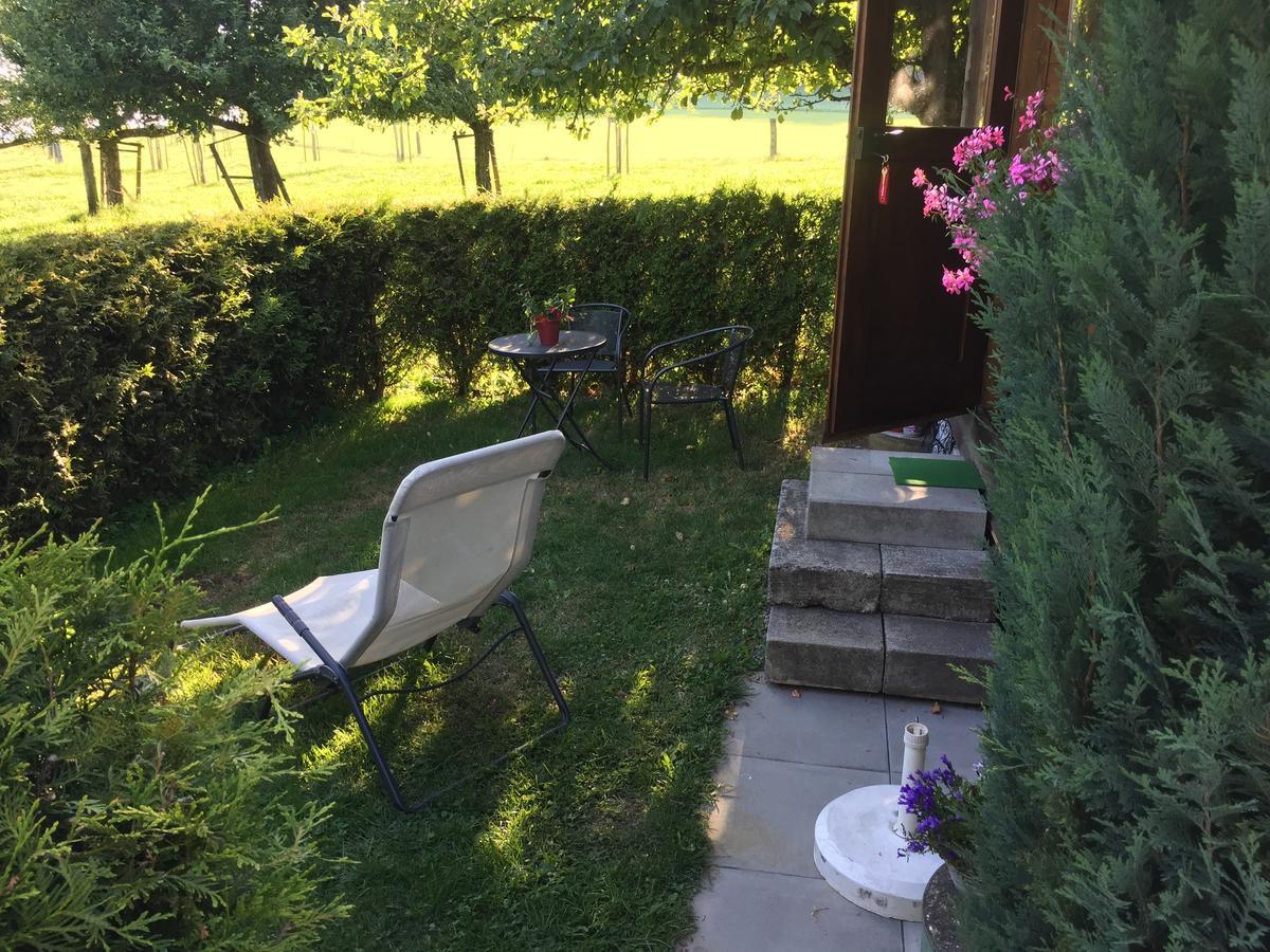 S'Husli Bed & Breakfast Embrach Exterior foto